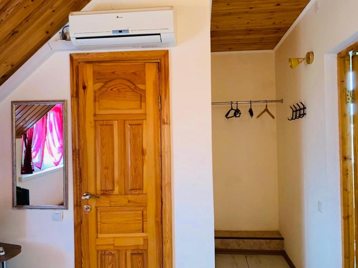 Hotel Askar Alakhadzi Exterior photo