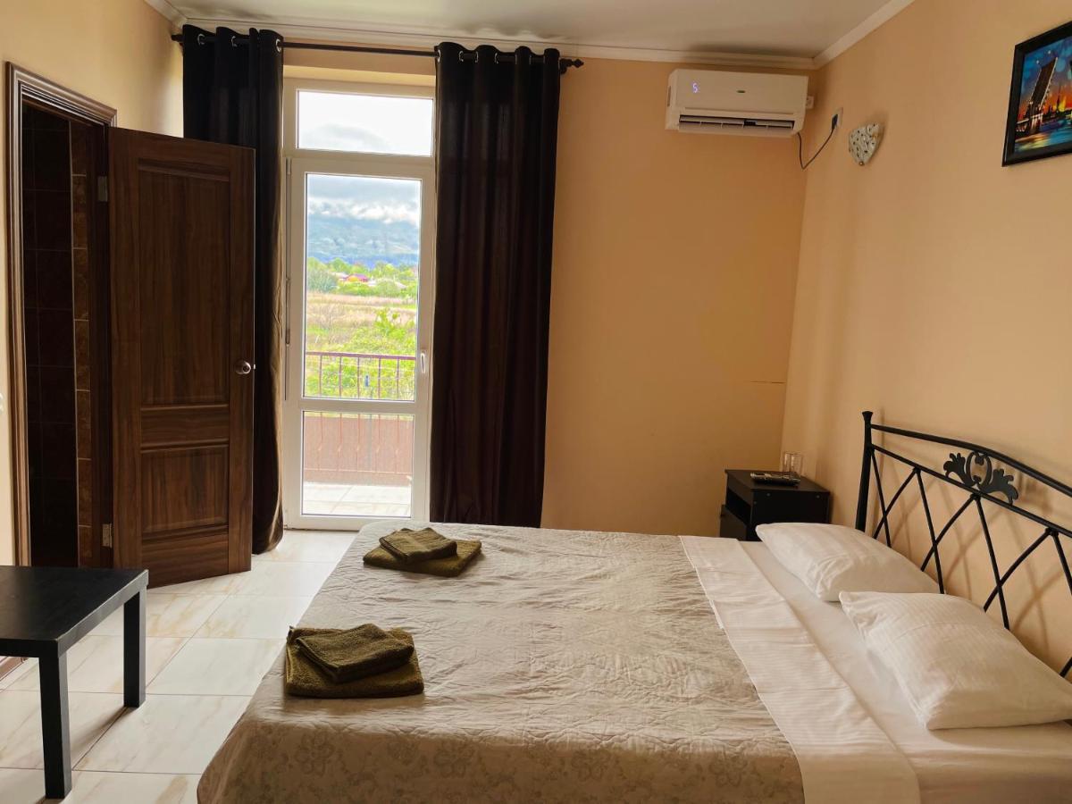 Hotel Askar Alakhadzi Exterior photo