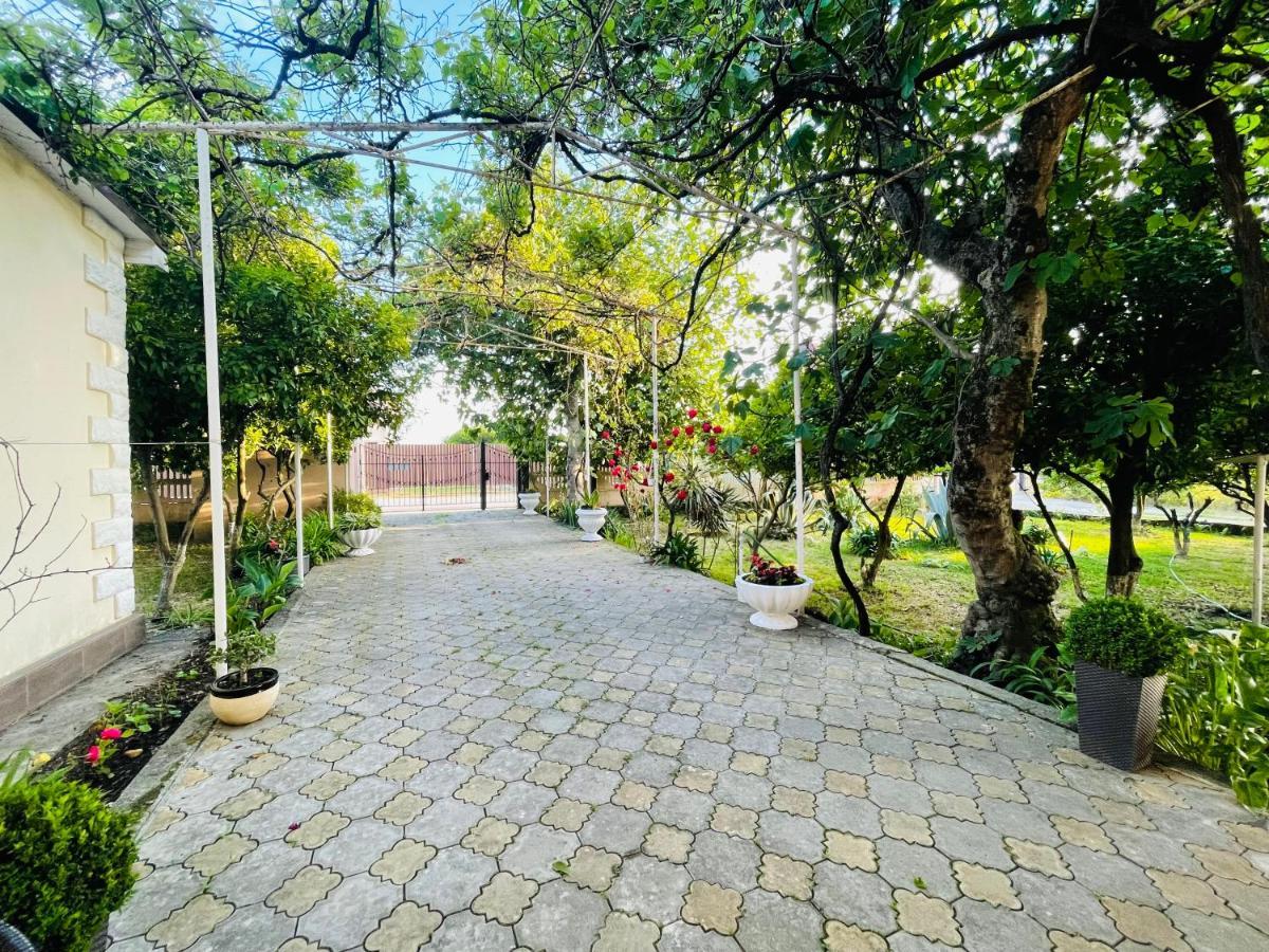 Hotel Askar Alakhadzi Exterior photo