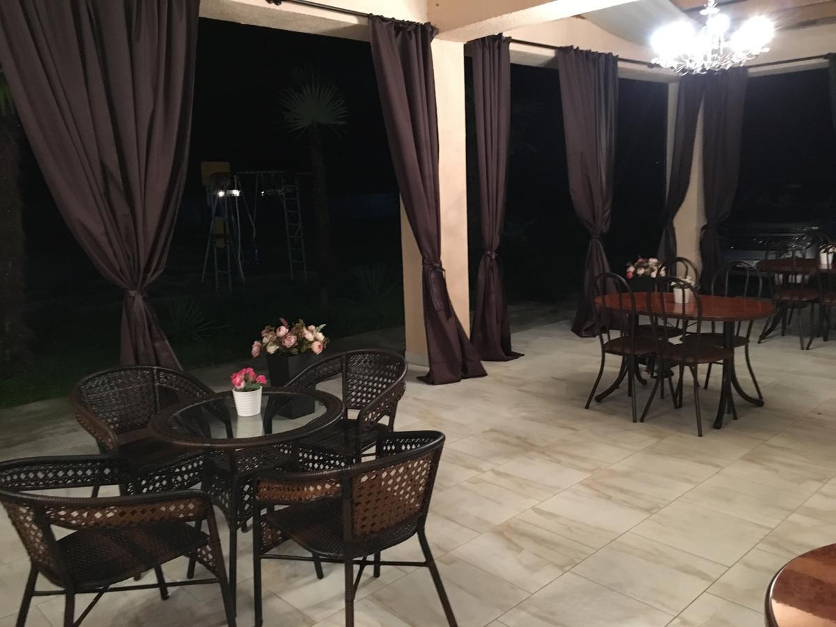 Hotel Askar Alakhadzi Exterior photo