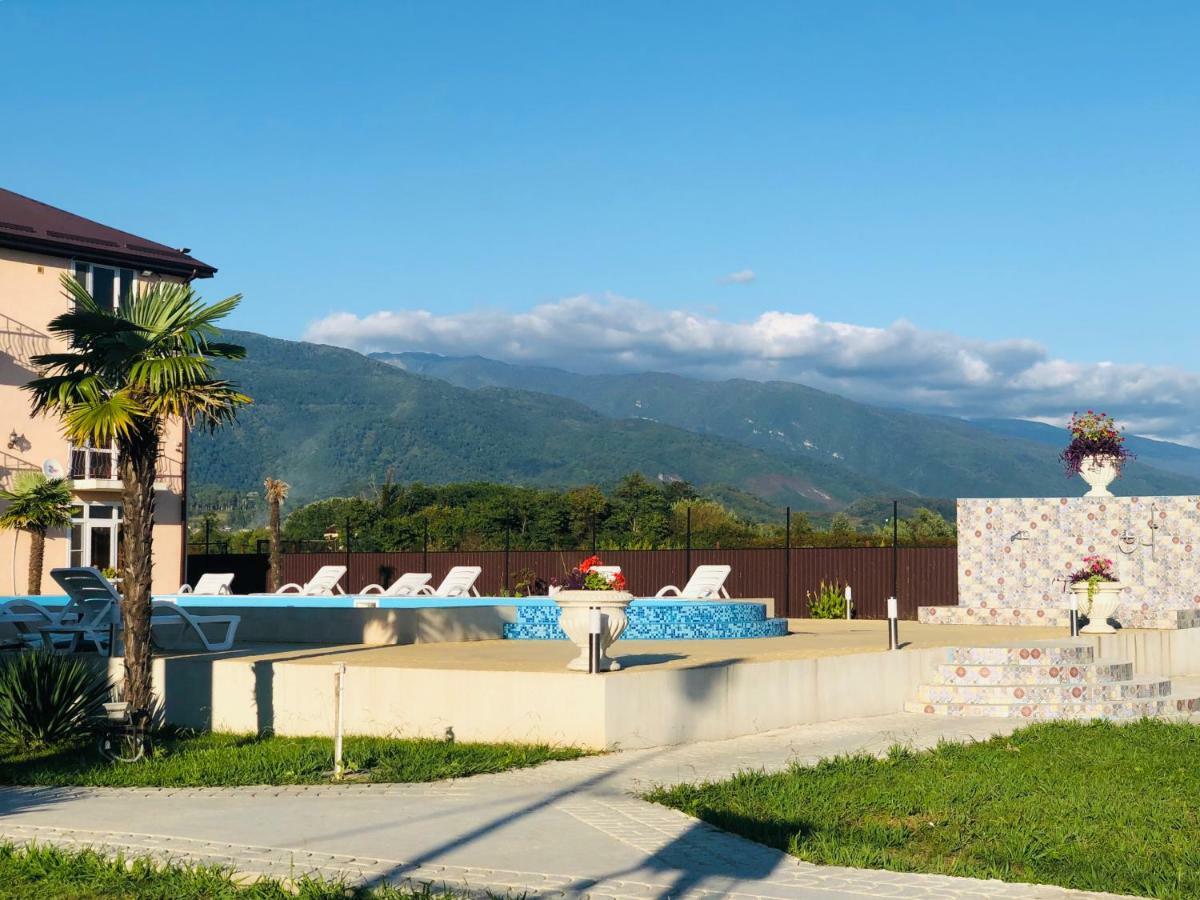 Hotel Askar Alakhadzi Exterior photo